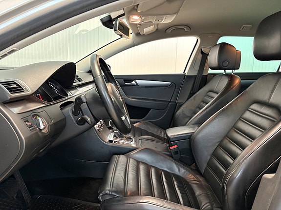 Volkswagen Passat 8 of 21