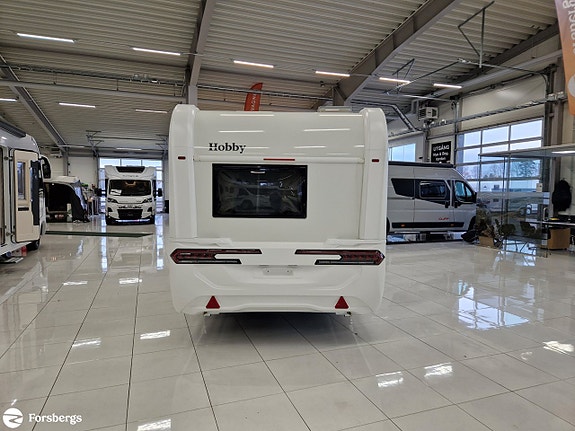 Hobby 390 SF On Tour // 1200 kg totalvikt 19 of 21