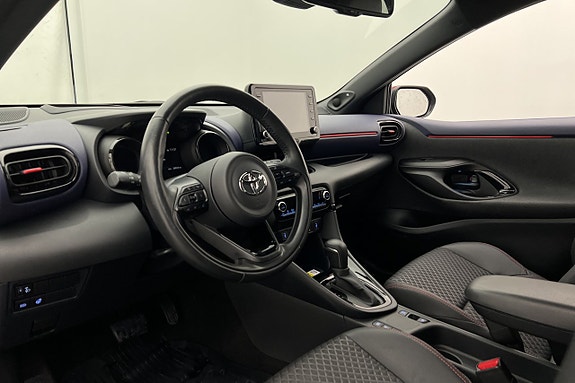 Toyota Yaris 10 of 28