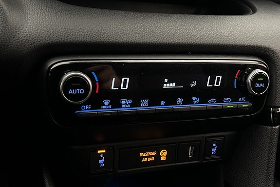 Toyota Yaris 22 of 28