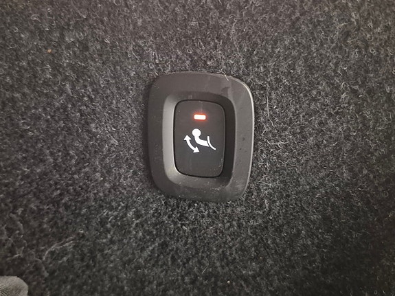 Volvo XC40 9 of 11
