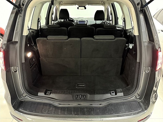 Ford Galaxy 13 of 15