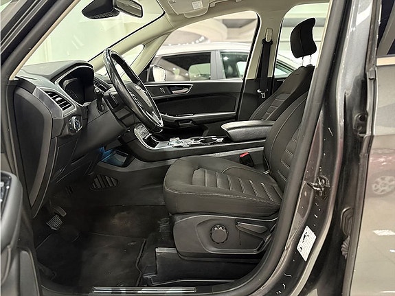 Ford Galaxy 6 of 15