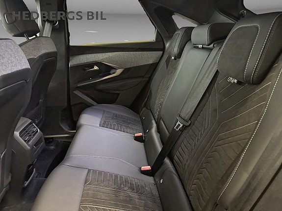 Peugeot 3008 8 of 18