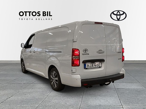 Toyota Proace 2 of 5
