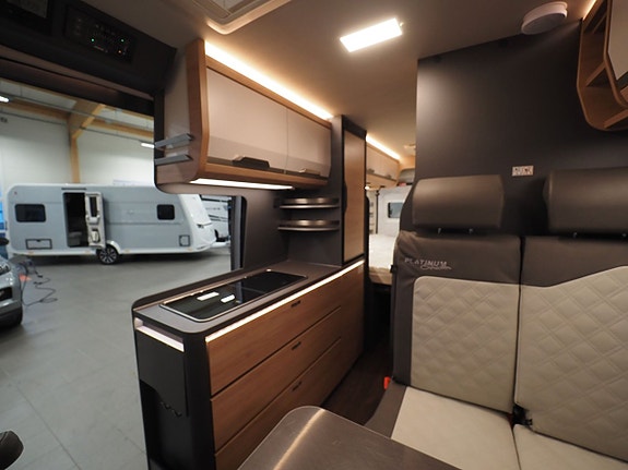 Knaus BoxLife 600 MQ AUT I Golvvärme I Platinum Selection I B-kort 9 of 20