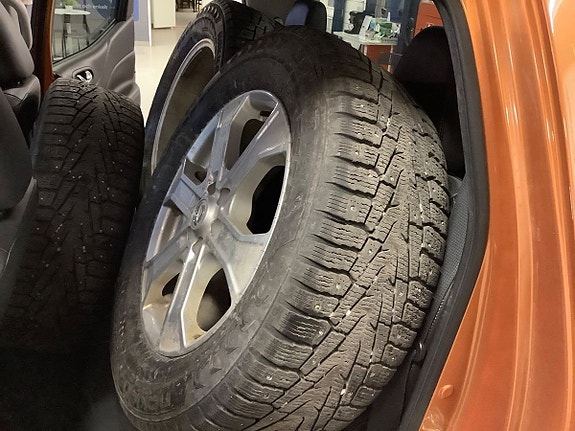 Nissan Navara 22 of 22