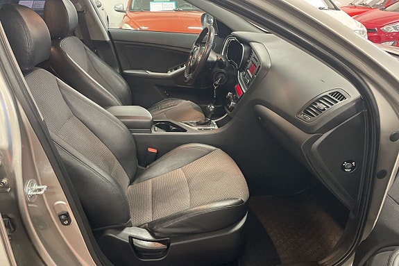 Kia Optima 12 of 15