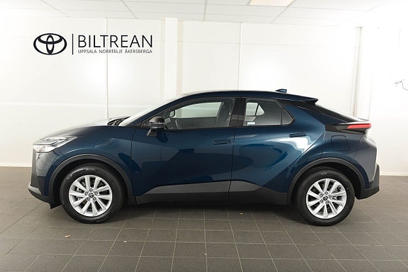 Toyota C-HR 2 of 13