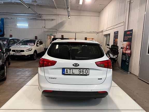 Kia Ceed 16 of 16