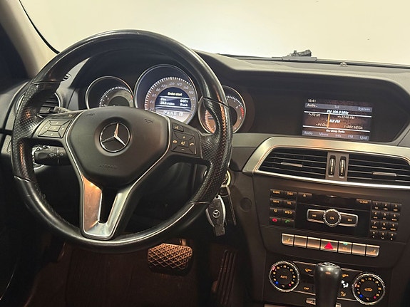 Mercedes-Benz C220 18 of 24