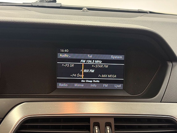 Mercedes-Benz C220 17 of 24
