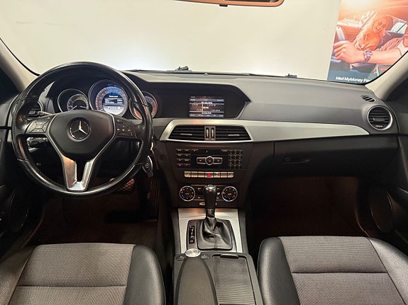 Mercedes-Benz C220 19 of 24