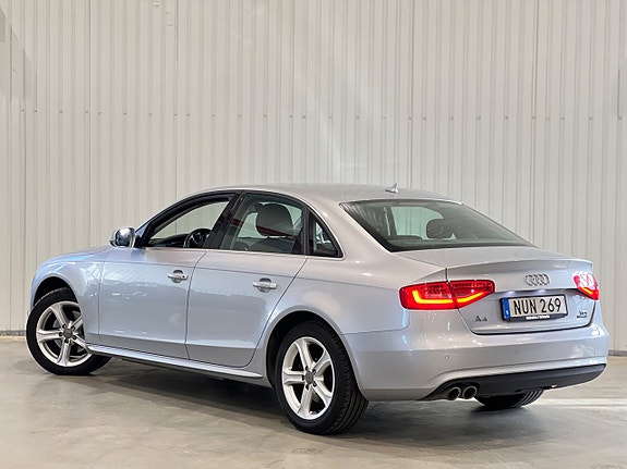 Audi A4 4 of 5