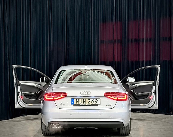 Audi A4 9 of 24