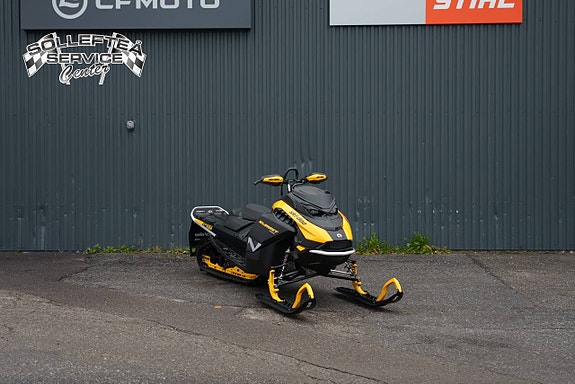 SKI-DOO SUMMIT NEO+ 600 EFI -26
