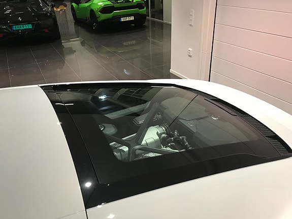 Audi R8 3 of 5