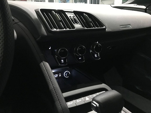 Audi R8 13 of 14