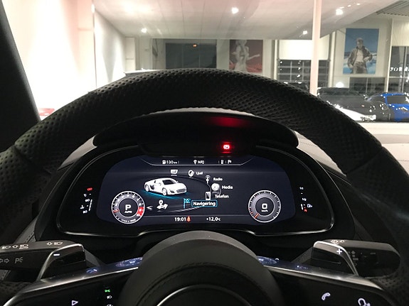 Audi R8 9 of 14