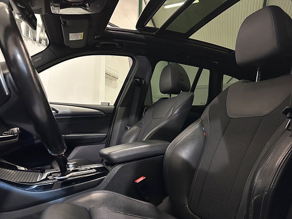 BMW X3 3 of 5