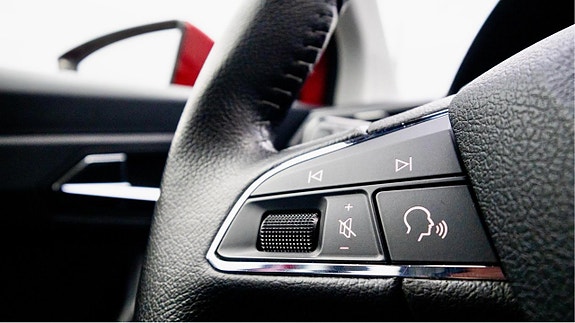 Seat Arona 9 of 15