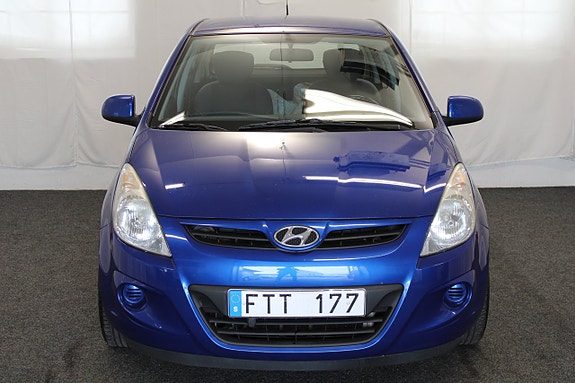 Hyundai i20 3 of 5