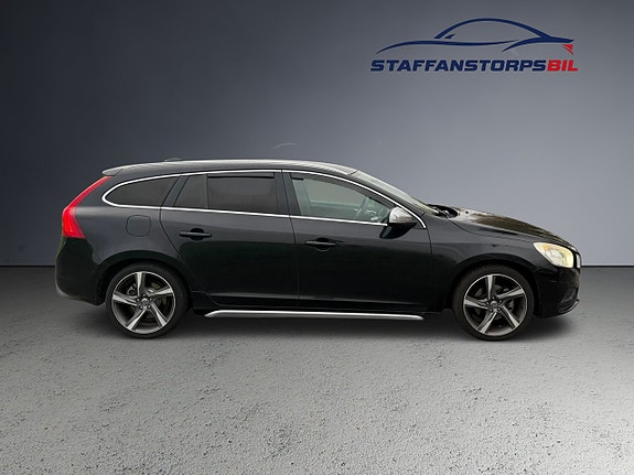 Volvo V60 4 of 10