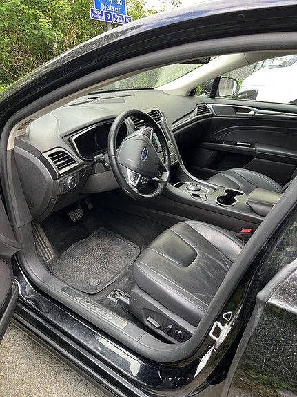 Ford Mondeo 5 of 9