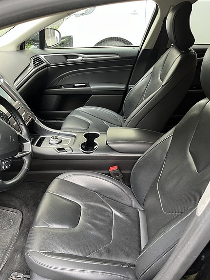 Ford Mondeo 7 of 9