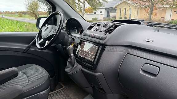 Mercedes-Benz Vito 122 8 of 11