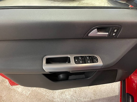 Volvo V50 7 of 13