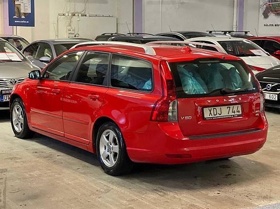 Volvo V50 5 of 5