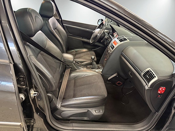 Peugeot 407 11 of 13