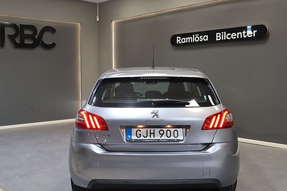 Peugeot 308 15 of 22