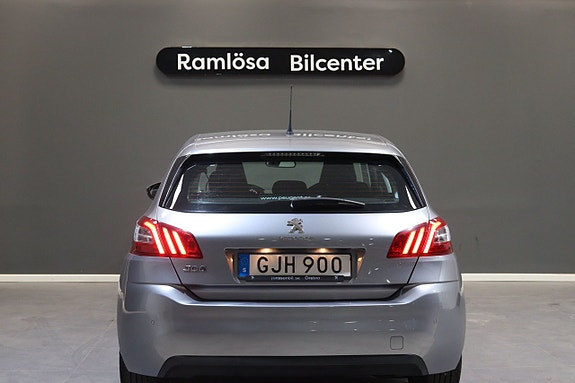 Peugeot 308 11 of 22