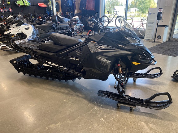 Lynx Boondocker RE 3700 850 E-TEC SHOT BLACK EDITION 4 of 5