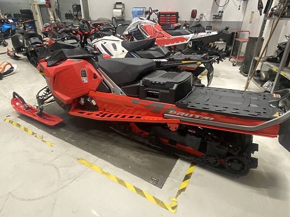Lynx XTERRAIN BRUTAL 850 E-TEC 2 of 5