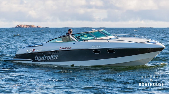 Hydrolift C-31 | MerCruiser Mercury Racing HP 525 Super Char 11 of 30