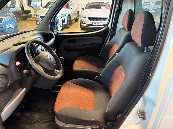 Fiat Doblo 10 of 13