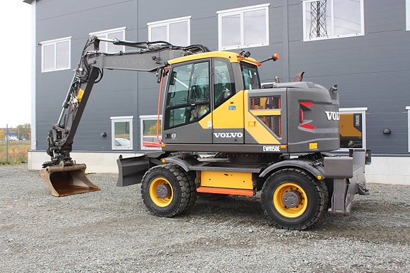 Hjulgrävare Volvo EWR150E Rototilt m. grip 2 skopor