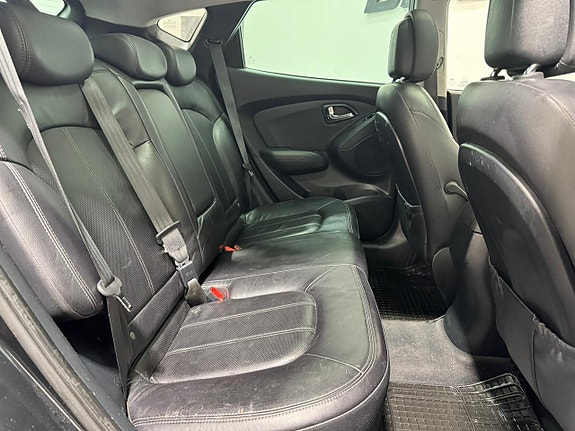 Hyundai ix35 10 of 17