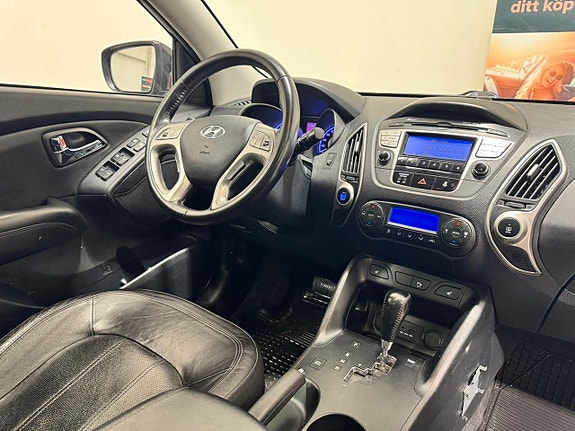 Hyundai ix35 2 of 5