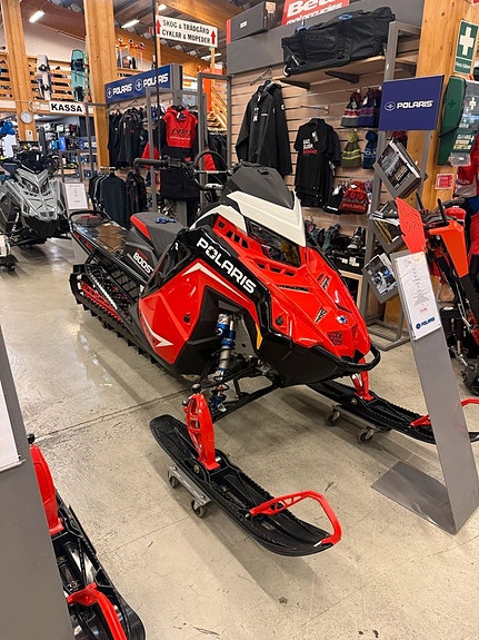 Polaris BOOST Pro Rmk 165" Slash 7S