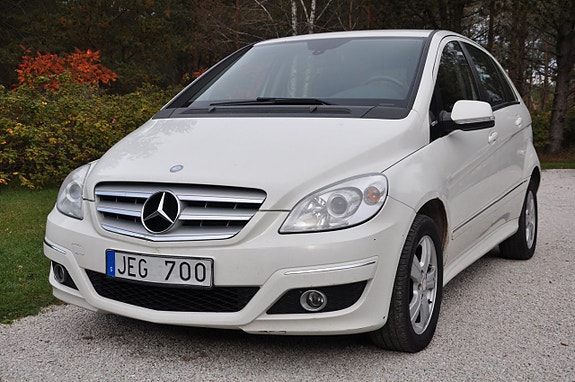 Mercedes-Benz B170