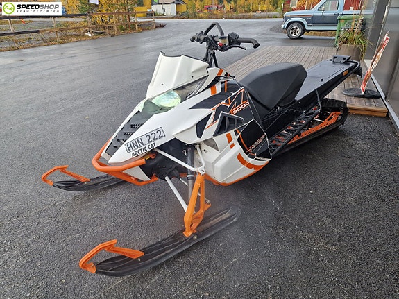 Arctic Cat M 9000 Sno LTD 2 of 4