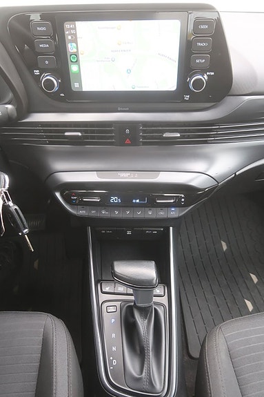 Hyundai i20 12 of 27