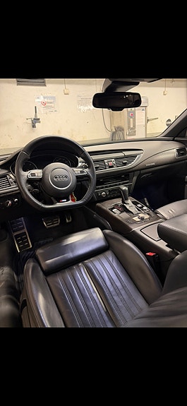 Audi A7 4 of 5