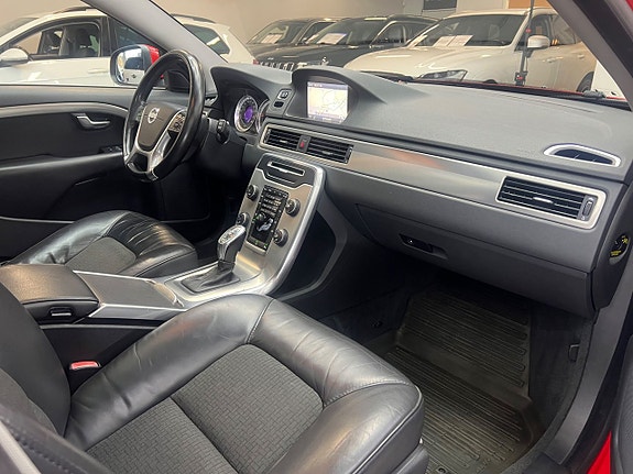 Volvo V70 24 of 26