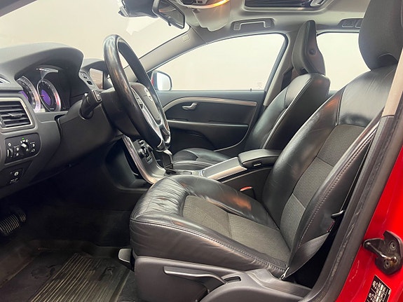 Volvo V70 21 of 26