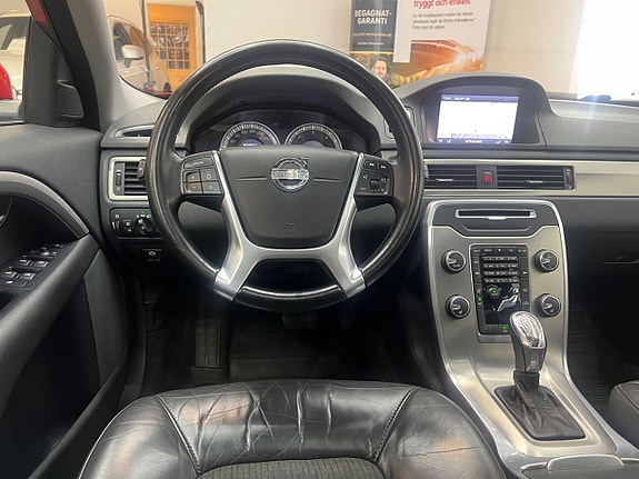 Volvo V70 14 of 26
